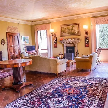 Renovated Manor With Garden And Private Pool Villa